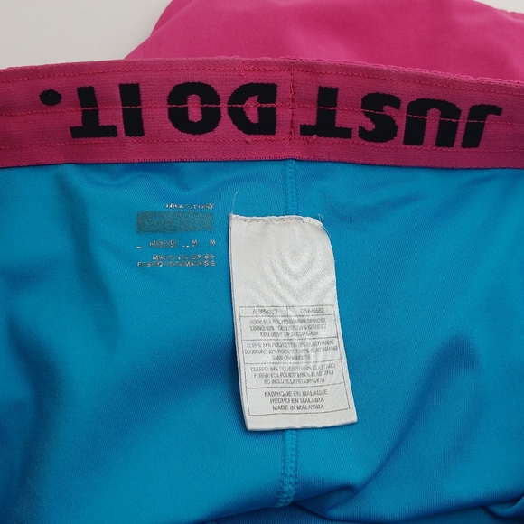 Nike Women's Size Medium Shorts Magenta Pink and Bright Blue Running Short - Picture 6 of 10